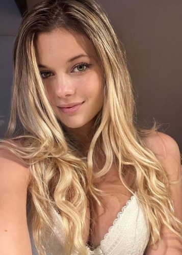 Яна, Г. Полысаево